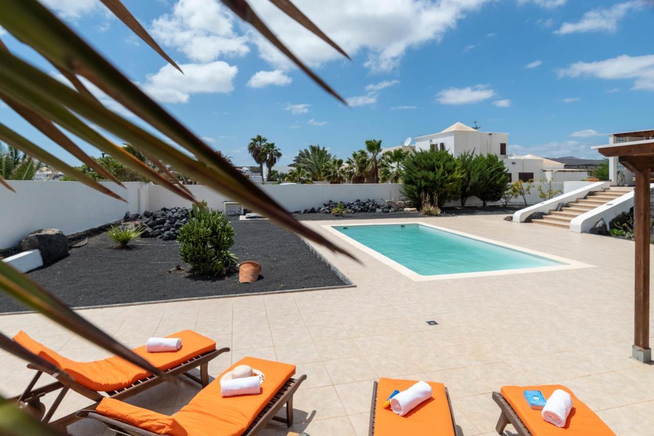 Casa Monicha Apartment Costa Teguise Ngoại thất bức ảnh
